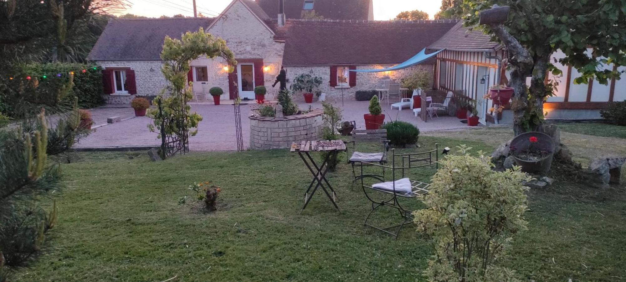 Les Lys Jolie Suite Parentale Privative Deux Adultes Avec Sdd Pertheville-Ners 外观 照片